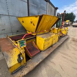 BRISTOWES M95 15' CHIP SPREADER
