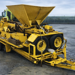 BENFORD 14' CHIP SPREADER