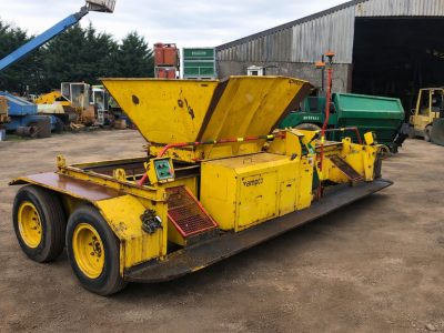 BRISTOWES M95 15' CHIP SPREADER